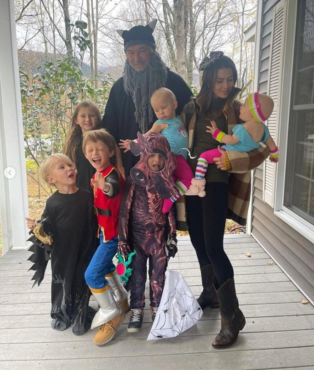 Alec Baldwin'in yaraladığı yönetmen ilk kez konuştu